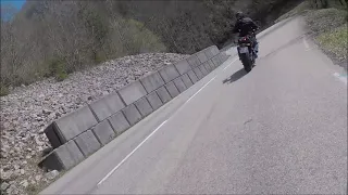 KTM superduke 1290 GT Jura avec les Frappadingues.