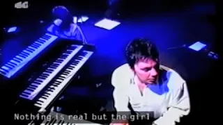 Blondie 2000 " nothing is real but the girl" live version