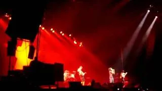 RAGE AGAINST THE MACHINE LIVE TESTIFY 2010 GELREDOME VIDEO 1.MPG