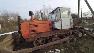 Огляд та історія гусеничного трактора Т-150 1991 року випуску.