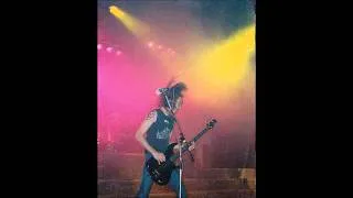 Cliff Burtons last bass solo Anesthesia (Pulling teeth) 1986-09-26 Sweden, Stockholm HD