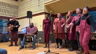 Wildchoir (formerly Thrive Choir) at Raise the Rafters Performing - Free My