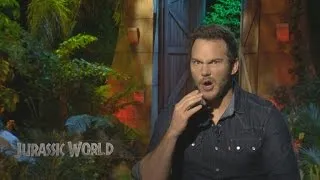 Watch Chris Pratt Get Scared By Fake Dinosaurs