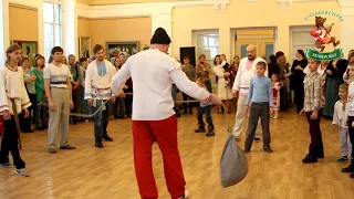 Молодецкие забавы на "Русской вечерке" в Кемерово