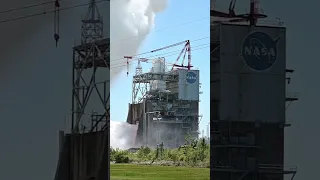 Watch as #NASA tests a #rocket #engine that will help power NASA’s #Atemis missions to the moon