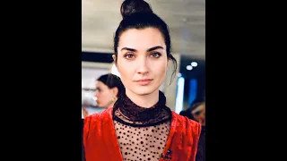 ¿De qué está celosa Tuba Büyüküstün? ¡Lo dijo él mismo!