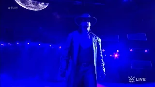 Undertaker chokeslams Roman Reigns on WWE RAW 3/6/17