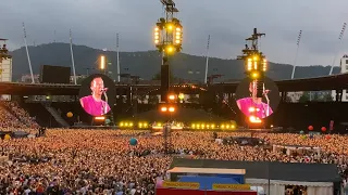 Coldplay - Yellow (Music Of The Spheres Tour, 02/07/2023 Zürich, Switzerland)