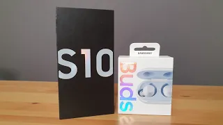 Распаковка Samsung Galaxy S10