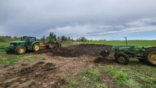 Hauling manure! John deere 2350 and 7420 with a 277 Hagedorn spreader.