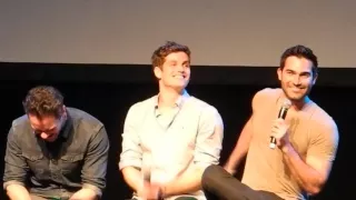 Tyler Hoechlin, Daniel Sharman, Ian Bohen @ Werewolfcon 09/26/15, Bruxelles