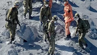 Japan Volcano Rescue Teams Resumed Search For Survivors