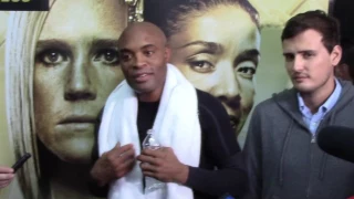 Anderson Silva: "My favorite boxers are Roy Jones Jr., Mayweather and Pacquiao"