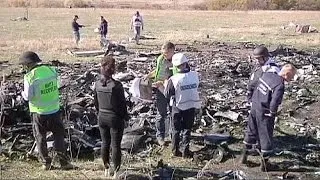 Ukraine: MH17 crash belongings arrive in Kharkiv