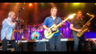 CHICAGO BAND 25 OR 6 TO 4 SARATOGA MOUNTAIN WINERY FROM FRONT ROW! SEP. 7, 2022 FINALE CLOSING