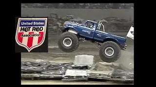 1988 USHRA MONSTER TRUCKS & MUD RACING! LOUISIANA SUPERDOME! BIGFOOT! BEAR FOOT!