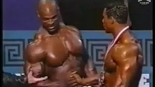 KEVIN LEVRONE VS RONNIE COLEMAN MR OLYMPIA 2002