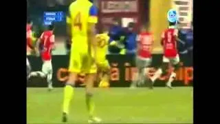 Dinamo - Steaua - 1-3 - Rezumat si goluri  5.12.2011 by http://www.filmepornogratuit.com