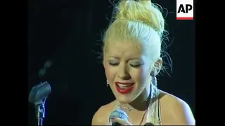 Christina Aguilera: "Beautiful" (fragment) (Live at the Unite of the Stars Gala Banquet 2005)