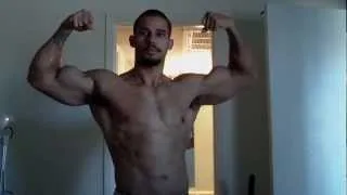 Muscle Flexing Today - How To Pose - Bodybuilding Motivation - Samson Biggz