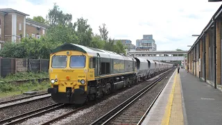 Freight trains at Kensington Olympia & Clapham Junction - 9/6/22