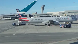 Vietnam Airlines landing at San Francisco International Airport
