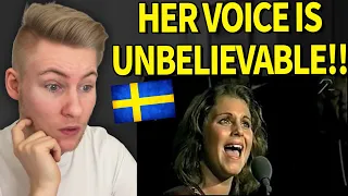 Reaction to Du måste finnas - Helen Sjöholm