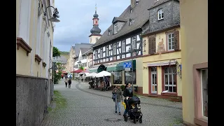 Rüdesheim - Perle, charmante Stadt am Rhein. Seilbahn, Drosselgasse. Rüdesheim - perl, charming town