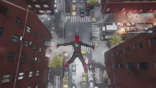 Marvel's Spider-Man 2 "8 minutos columpiandonos con el traje de Lejos de casa" PS5 1080 60 FPS