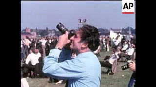 COLOUR - FARNBOROUGH AIR DISPLAY