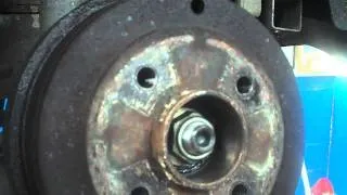 how to remove a rear brake drum on a renault (trimmed-2)