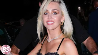 Miley Cyrus Hottest Bikini Moments (Must See)