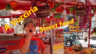 Street food alla Vucciria  dall'alba al tramonto