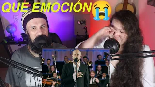 MI ESPOSA SE EMOCIONA AL ESCUCHAR EL HIMNO NACIONAL ARGENTINO CON ABEL PINTOS | REACCIÓN