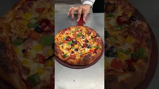 Loaded Veggies Pizza 🍕|| Delhi Street Food 🤩 #shorts #pizza #foodvideo