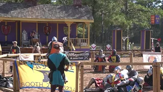 Knight with axe crushed by 7'1" 500lbs Giant at the Texas Renn Fair.
