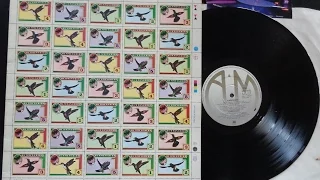 HUMMINGBIRD (BOBBY TENCH) MAYBE / ISLAND OF DREAMS .1975