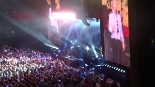 Paul McCartney - "Golden Slumbers"/"Carry That Weight"/"The End" (Live in San Diego 6-22-19)