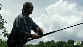 Amazon Apocalypse - How to Catch a Red-Tailed Catfish | River Monsters