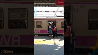 mumbai local andheri east