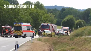 🚨🚁 Schwerer Unfall auf B 518 bei Schopfheim - Schweizer beleidigt Rettungskräfte - Rega 2 im Einsatz