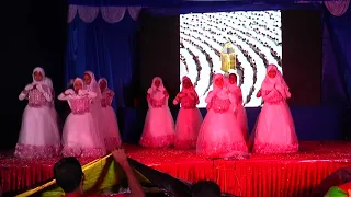 Amazing performance on Action song Kun Anta Minzahrat.