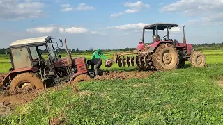 Stuck in deep mud , Tractor Offroader , rescue by MTZ 820, Tractor Belarus