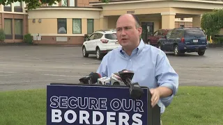 Republican lawmaker wants immediate action to NY's migrant crisis