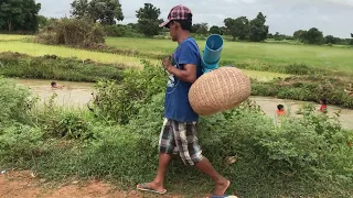 Water Pipe Fish Trap To Catch A Lot Of Fish By A Smart Boy