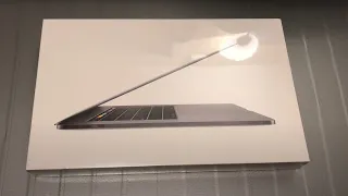 NEW 2018 MacBook Pro Unboxing: Space Grey!