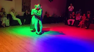 Argentine tango: Virgina Vasconi & Jaimes Friedgen - Yo no sé porqué te quiero