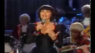 Mireille Mathieu -  Nous, Comme Des Fous (Walzer D'Amour) 1982