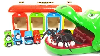 Tayo Bus Garage & Crocodile, Cockroach Story Funny Toy Monster, Thomas & Chuggington,