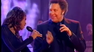 Tom Jones & Toni Braxton Knock On Wood